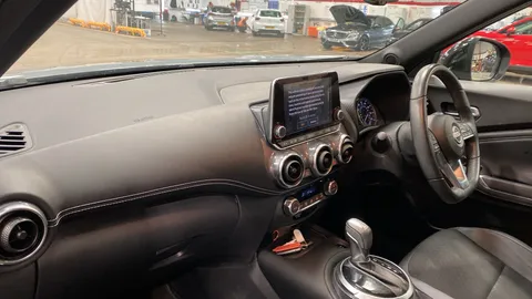 Nissan Juke 1.6 Hybrid N-Connecta Auto