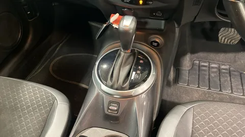 Nissan Juke 1.6 Hybrid N-Connecta 5dr Auto