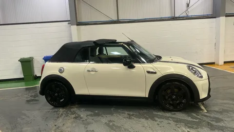 Mini Convertible 2.0 Cooper S Classic 2dr [Nav Pack]