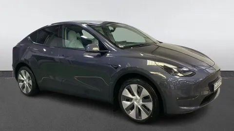 Tesla                     Model Y Long Range AWD Auto