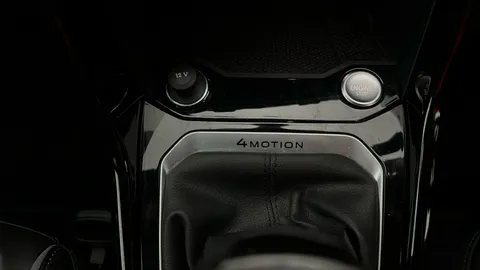 VOLKSWAGEN T-ROC 2.0 TSI 300 4MOTION R DSG