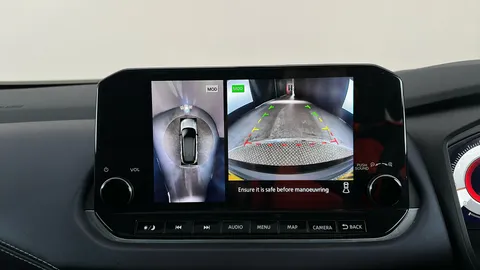 NISSAN QASHQAI 1.3 DiG-T MH 158 Tekna+ Xtronic