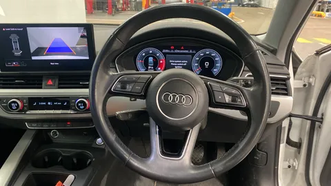 Audi A4 35 TDI Technik S Tronic