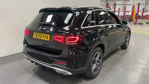 Mercedes-Benz Glc GLC 220d 4Matic AMG Line 9G-Tronic