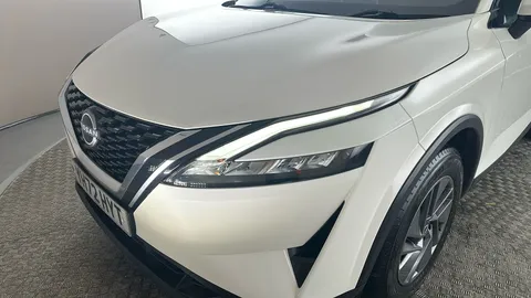 Nissan Qashqai 1.3 DiG-T MH 158 Acenta Premium 5dr Xtronic