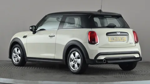 Mini Hatchback 1.5 Cooper Classic