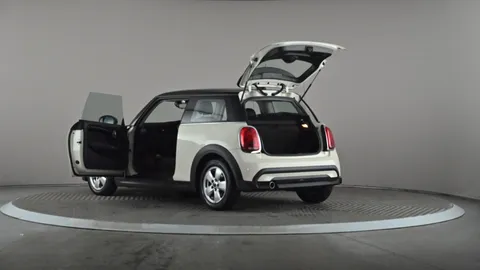 Mini Hatchback 1.5 Cooper Classic