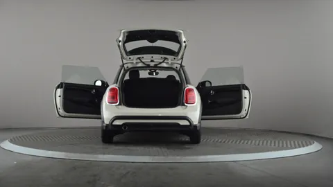 Mini Hatchback 1.5 Cooper Classic