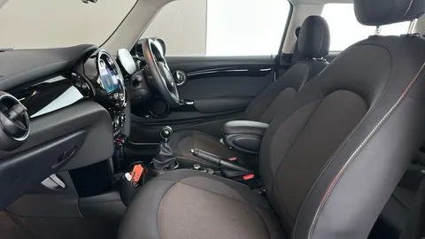 Mini Hatchback 1.5 Cooper Classic