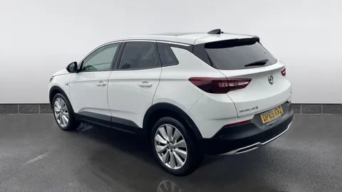 Vauxhall Grandland X 1.2 Turbo Elite Nav
