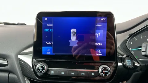 Ford Puma 1.0 EcoBoost Hybrid mHEV 155 Titanium