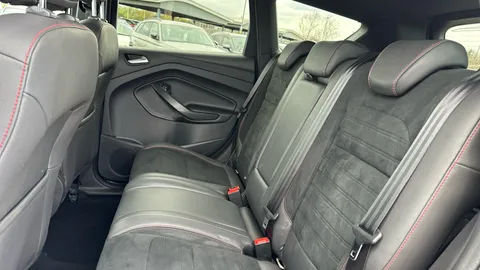 FORD KUGA 2.0 TDCi ST-Line 2WD