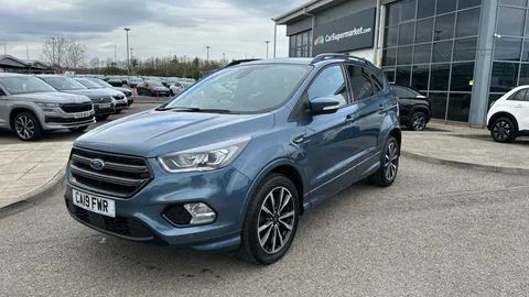 FORD KUGA 2.0 TDCi ST-Line 2WD