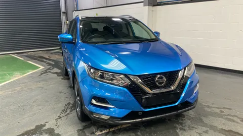 Nissan Qashqai 1.3 DiG-T 160 [157] N-Connecta DCT Glass Roof