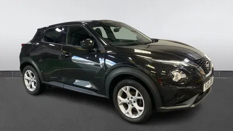 Nissan Juke 1.0 DiG-T N-Connecta DCT
