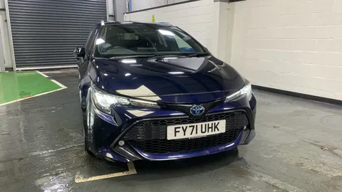 Toyota Corolla 1.8 VVT-i Hybrid Icon Tech CVT