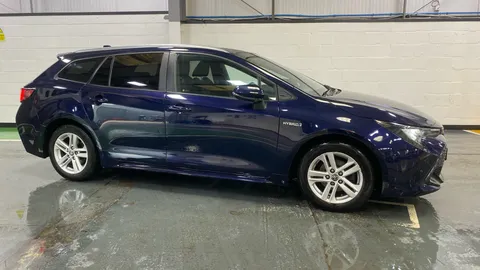 Toyota Corolla 1.8 VVT-i Hybrid Icon Tech CVT