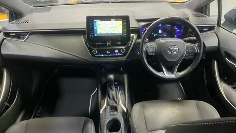 Toyota Corolla 1.8 VVT-i Hybrid Icon Tech CVT