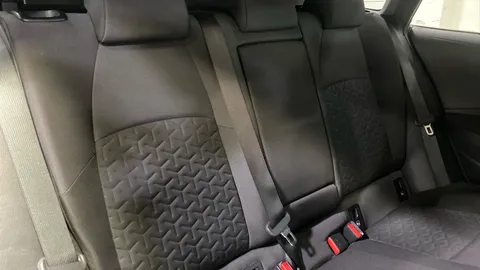 Toyota Corolla 1.8 VVT-i Hybrid Icon Tech CVT