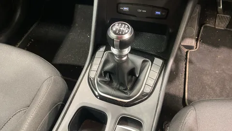 Hyundai Tucson 1.6 TGDi 48V MHD SE Connect 2WD