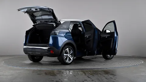 Peugeot 3008 1.5 BlueHDi Allure Premium+ EAT8