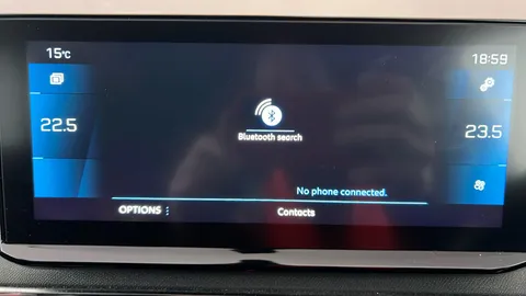 Peugeot 3008 1.5 BlueHDi Allure Premium+ EAT8