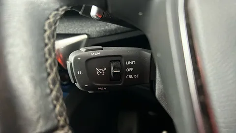 Peugeot 3008 1.5 BlueHDi Allure Premium+ EAT8