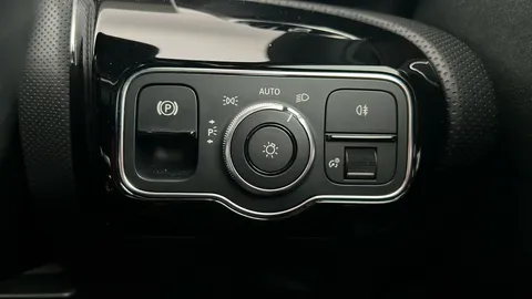 MERCEDES-BENZ A CLASS A200 AMG Line Executive Auto