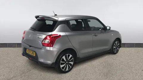SUZUKI SWIFT 1.2 Dualjet Attitude