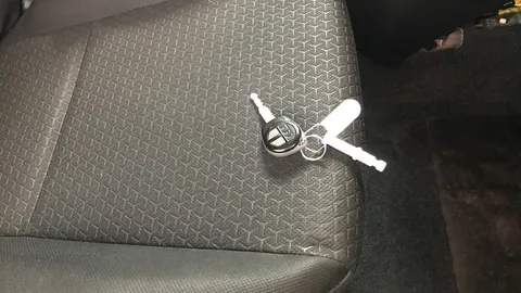 SUZUKI SWIFT 1.2 Dualjet Attitude