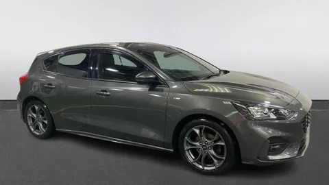 FORD FOCUS 1.5 EcoBlue 120 ST-Line