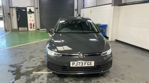 Volkswagen Golf 1.0 TSI Life