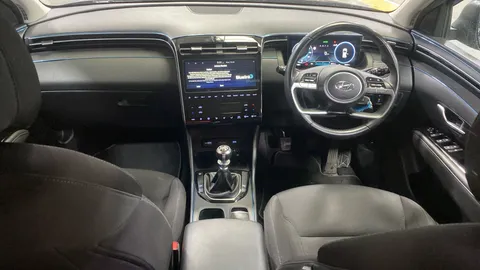 HYUNDAI TUCSON 1.6 TGDi SE Connect 2WD