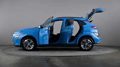 HYUNDAI KONA 150kW Premium 64kWh Auto