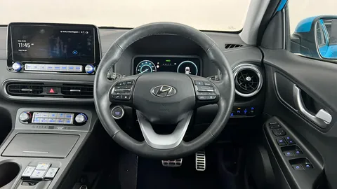 HYUNDAI KONA 150kW Premium 64kWh Auto