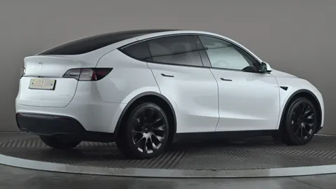 TESLA MODEL Y Long Range AWD Auto