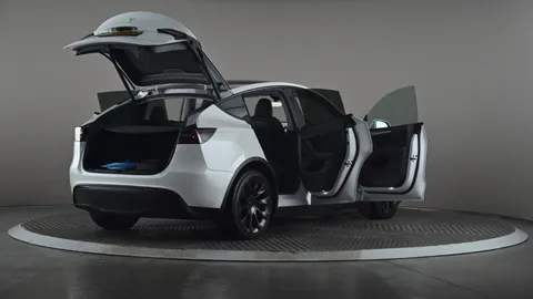TESLA MODEL Y Long Range AWD Auto