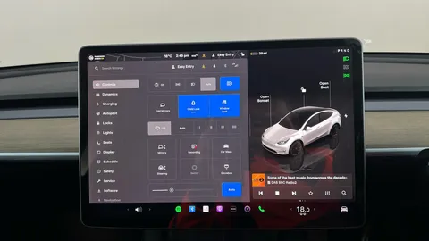 TESLA MODEL Y Long Range AWD Auto