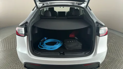 TESLA MODEL Y Long Range AWD Auto