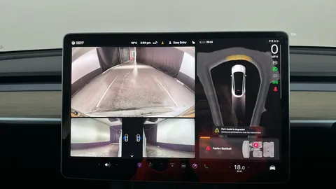 TESLA MODEL Y Long Range AWD Auto