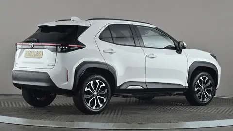 TOYOTA YARIS CROSS 1.5 Hybrid Design CVT