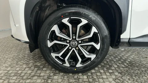 TOYOTA YARIS CROSS 1.5 Hybrid Design CVT