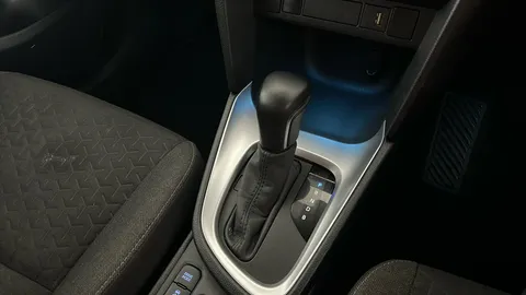 TOYOTA YARIS CROSS 1.5 Hybrid Design CVT