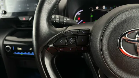 TOYOTA YARIS CROSS 1.5 Hybrid Design CVT