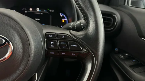 TOYOTA YARIS CROSS 1.5 Hybrid Design CVT