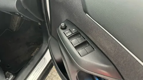 TOYOTA YARIS CROSS 1.5 Hybrid Design CVT