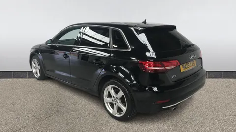AUDI A3 30 TFSI 116 Sport