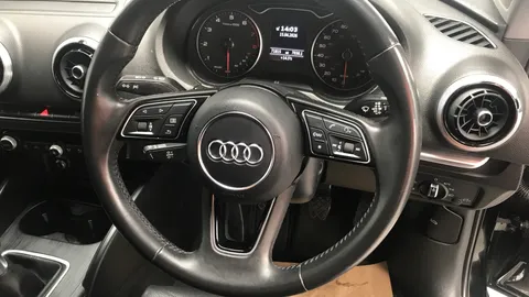 AUDI A3 30 TFSI 116 Sport