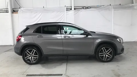 MERCEDES-BENZ GLA GLA 180 Urban Edition Auto