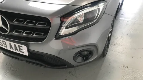 MERCEDES-BENZ GLA GLA 180 Urban Edition Auto